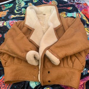 Shearing coat high picked high collar